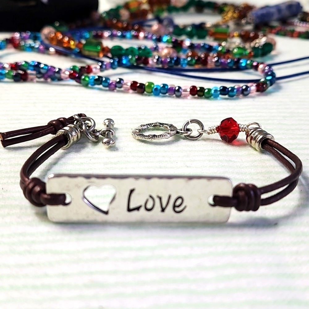 Love Bracelet! - Picture 3 of 3